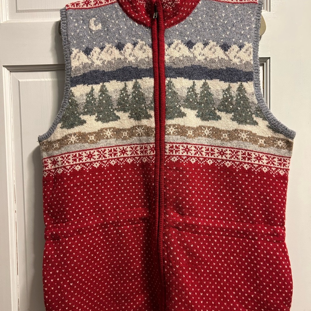 Women's Red and Gray Knit Vest